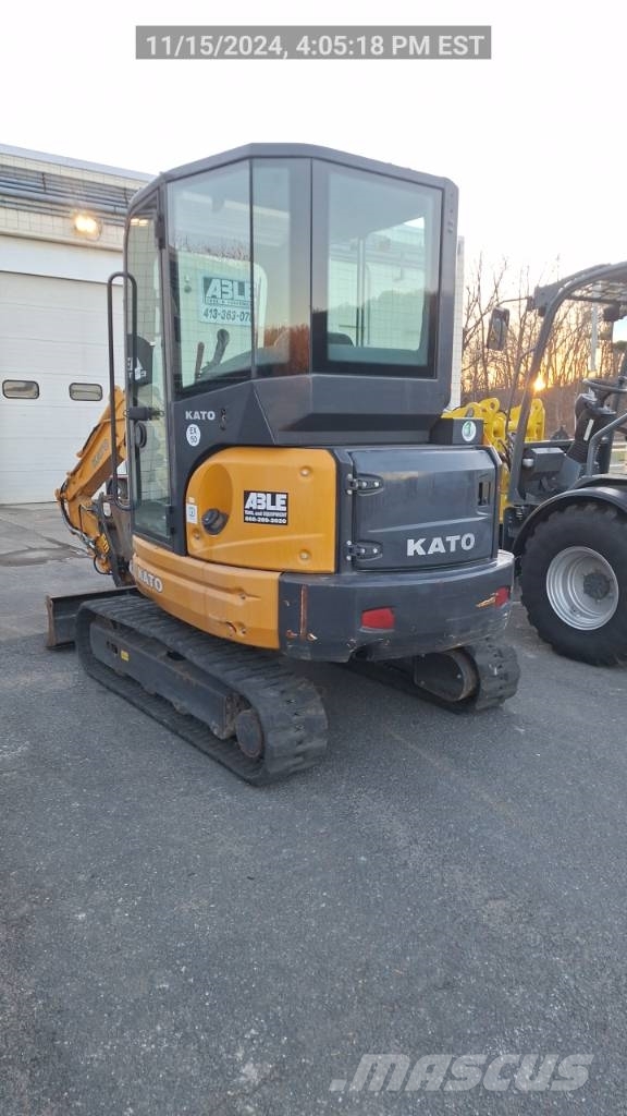 Kato HD35N4 Mini ekskavatörler, 7 tona dek