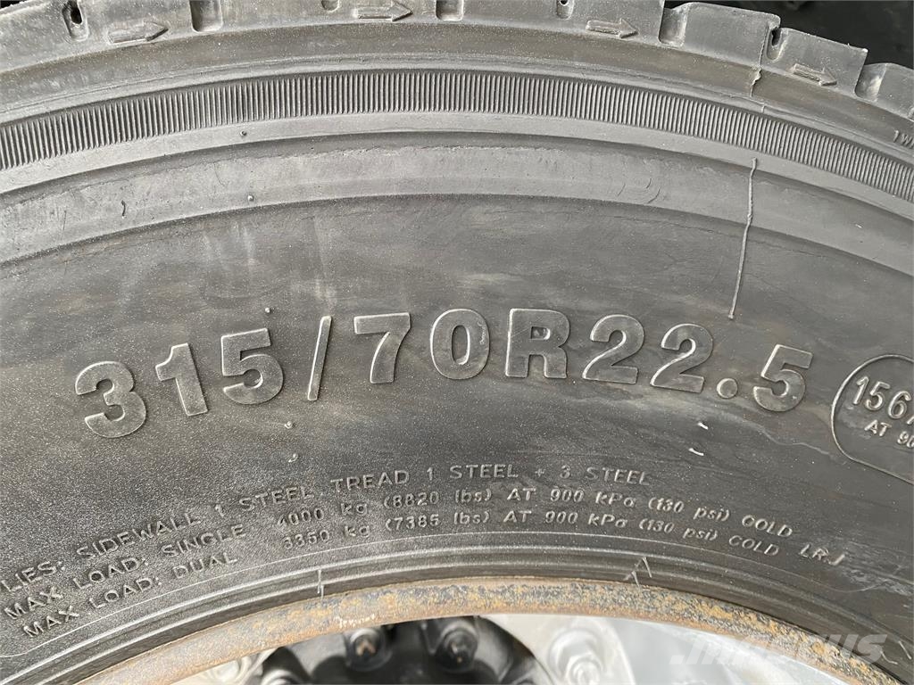 MAN TGX VIN 235 Vetopöytäautot
