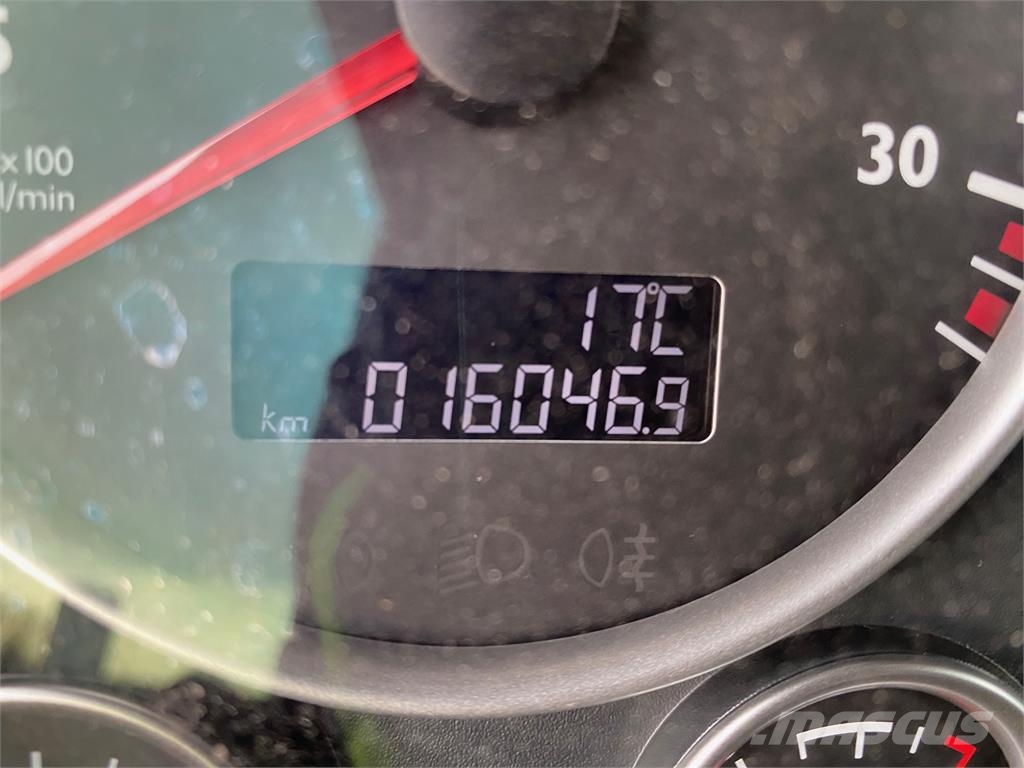 MAN TGX VIN 235 Vetopöytäautot
