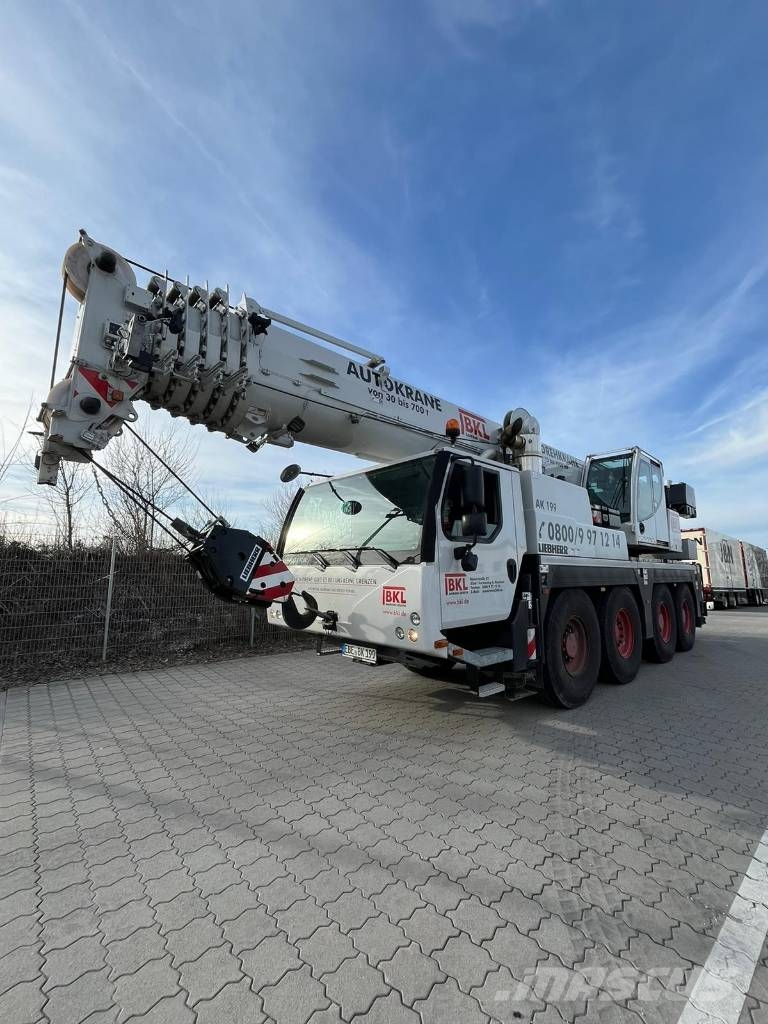 Liebherr LTM 1070-4.2 автокрани всюдиходи