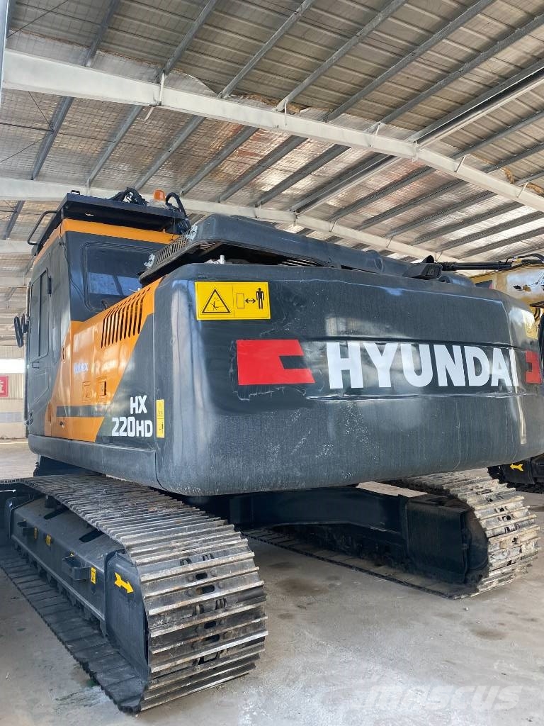 Hyundai HX 220 대형 굴삭기 29톤 이상