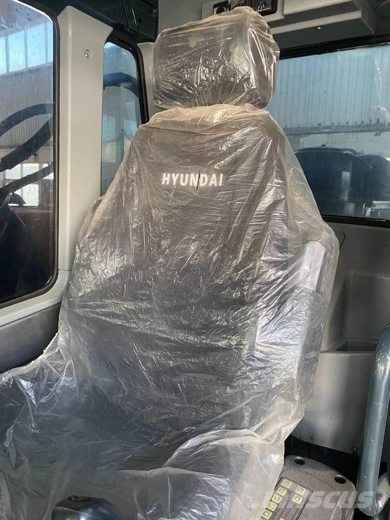 Hyundai HX 220 대형 굴삭기 29톤 이상