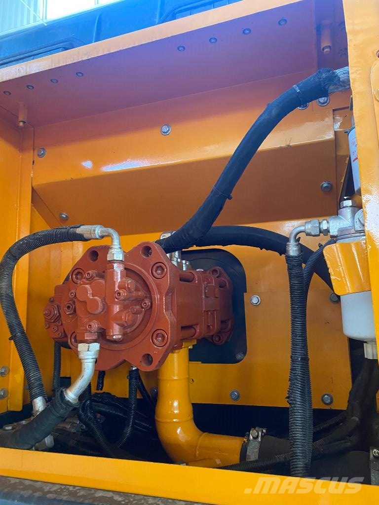 Hyundai HX 220 대형 굴삭기 29톤 이상