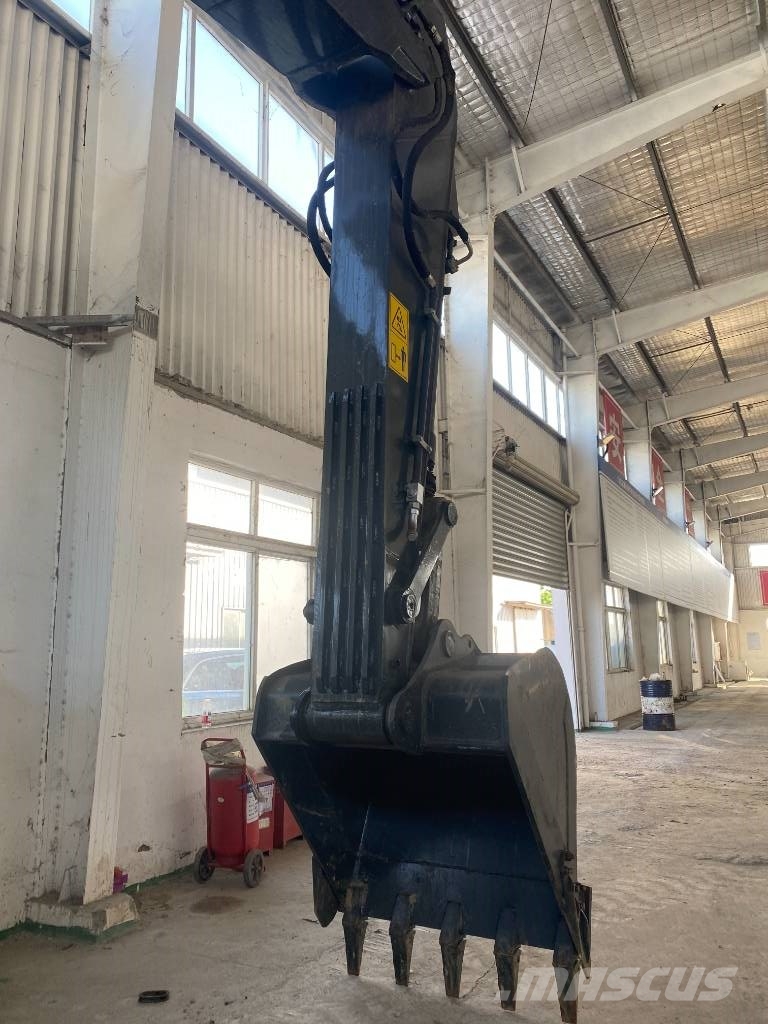 Hyundai HX 220 대형 굴삭기 29톤 이상
