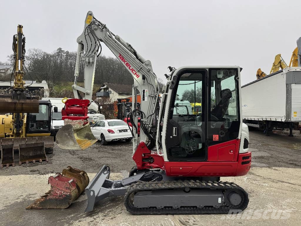 Takeuchi TB TB 235-2 Powrtilt 3xSchaufeln Top Minigravemaskiner