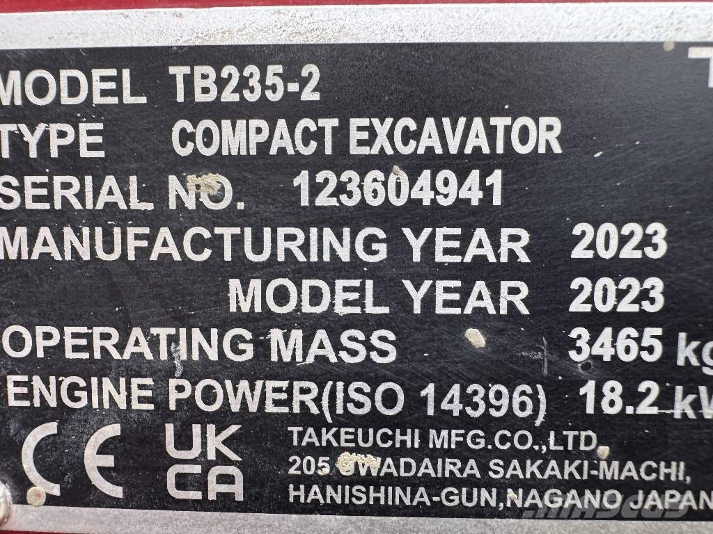 Takeuchi TB TB 235-2 Powrtilt 3xSchaufeln Top Minigravemaskiner