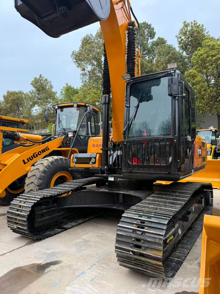 Sany SY215C 履带挖掘机