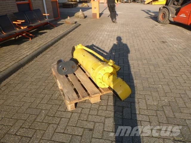 Komatsu WA600 Hidraulika