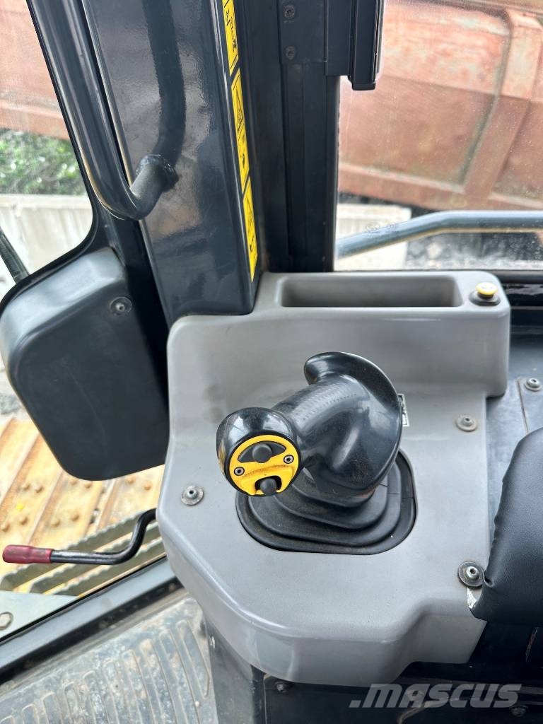 Komatsu D 61 PXI-23 lánctalpas dózerek