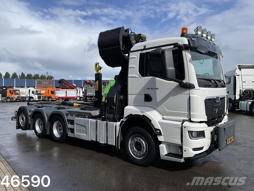 MAN TGS 35.430 8x4 HMF 19 Tonmeter Z-kraan Just 122.81 Konksliftveokid