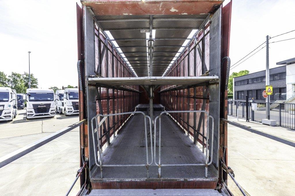 Lecitrailer CUELLO CISNE 3E-RD+DOUBLE ETAGE+DHOLLANDIA 2TON Curtainsiderauflieger