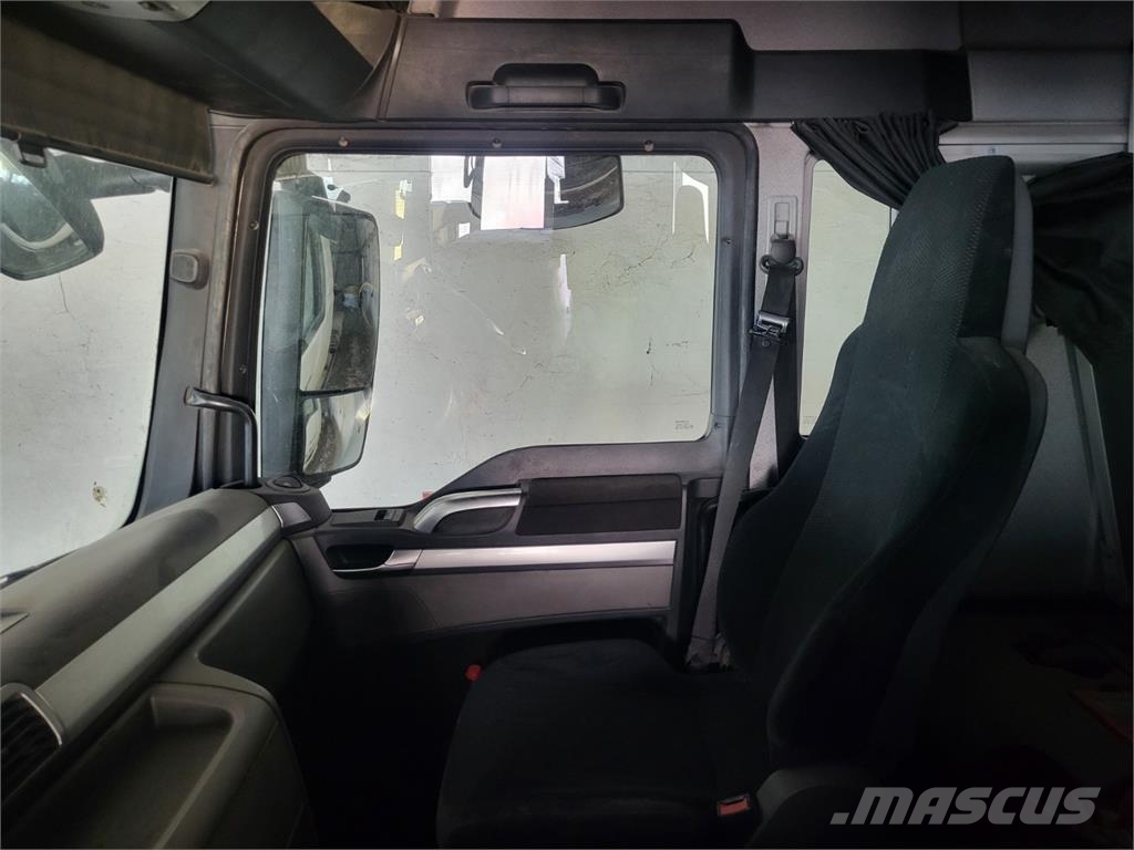 MAN TGX 26.440 6X2.2BL Шасі з кабіною