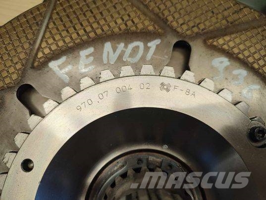 Fendt 936 (9700700402) complete brake disc Bremser