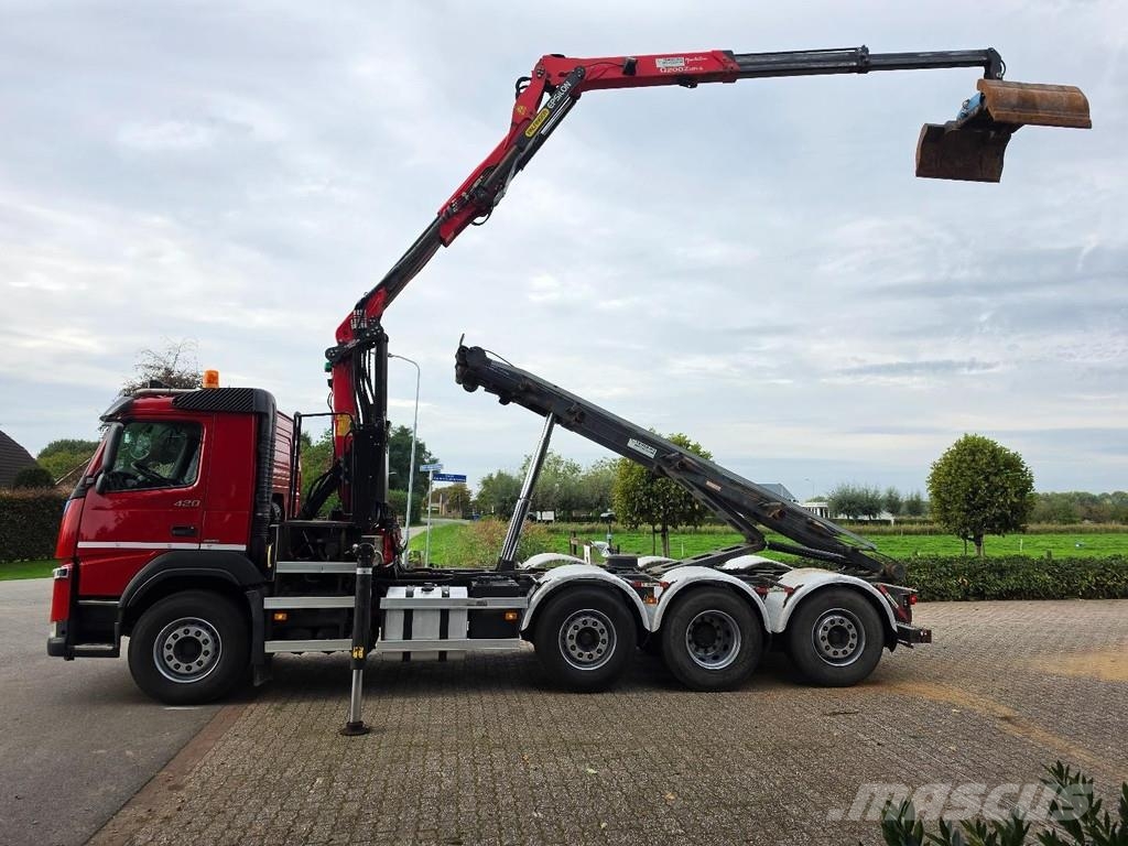Volvo FM 420 8x2- Z-CRANE/REMOTE CONTROL!! ZERO EMISSION Hook lift trucks