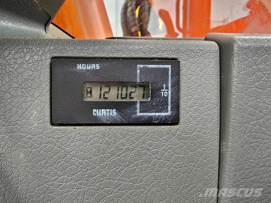 Doosan DX140LCR ** New undercarriage** Koparki gąsienicowe