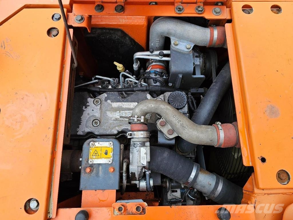 Doosan DX140LCR ** New undercarriage** Koparki gąsienicowe