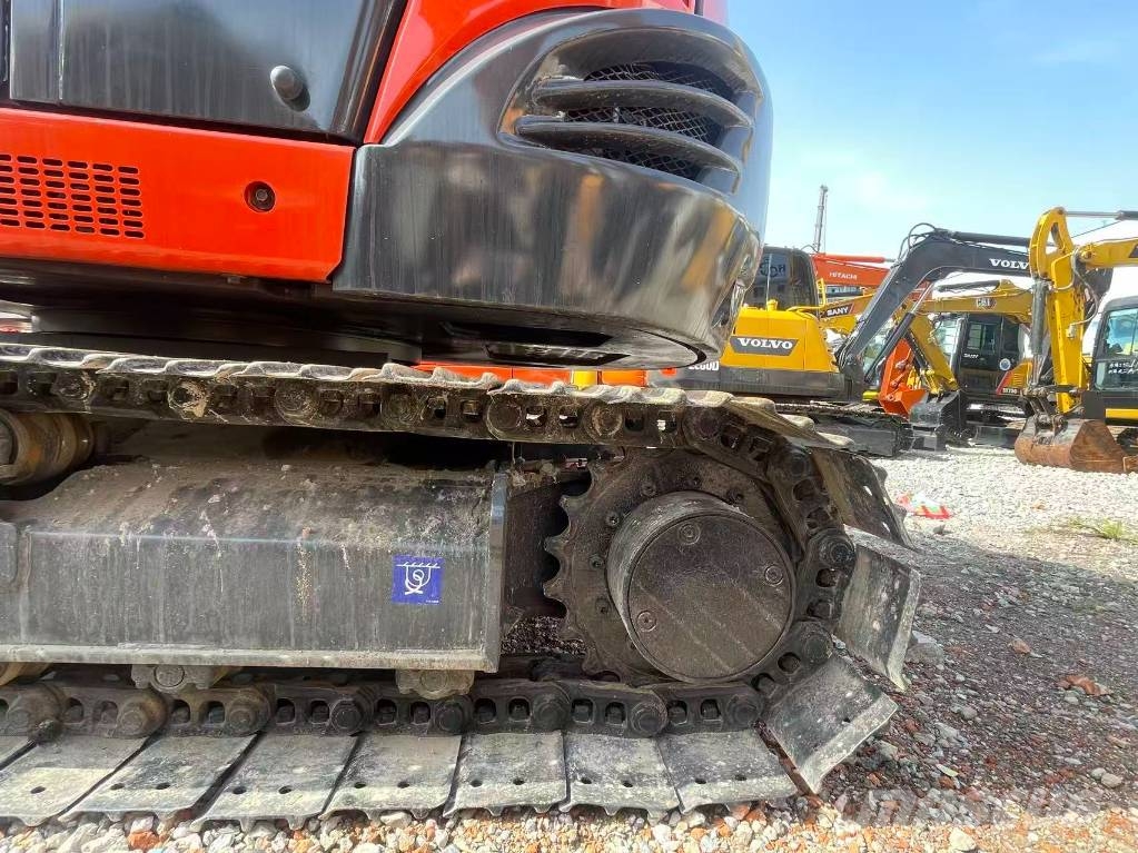 Kubota KX 183-3 Малые экскаваторы 7т-12т
