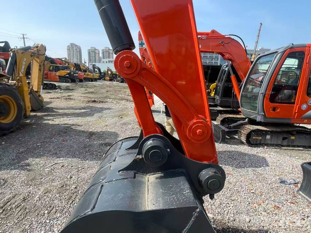 Kubota KX 183-3 Малые экскаваторы 7т-12т