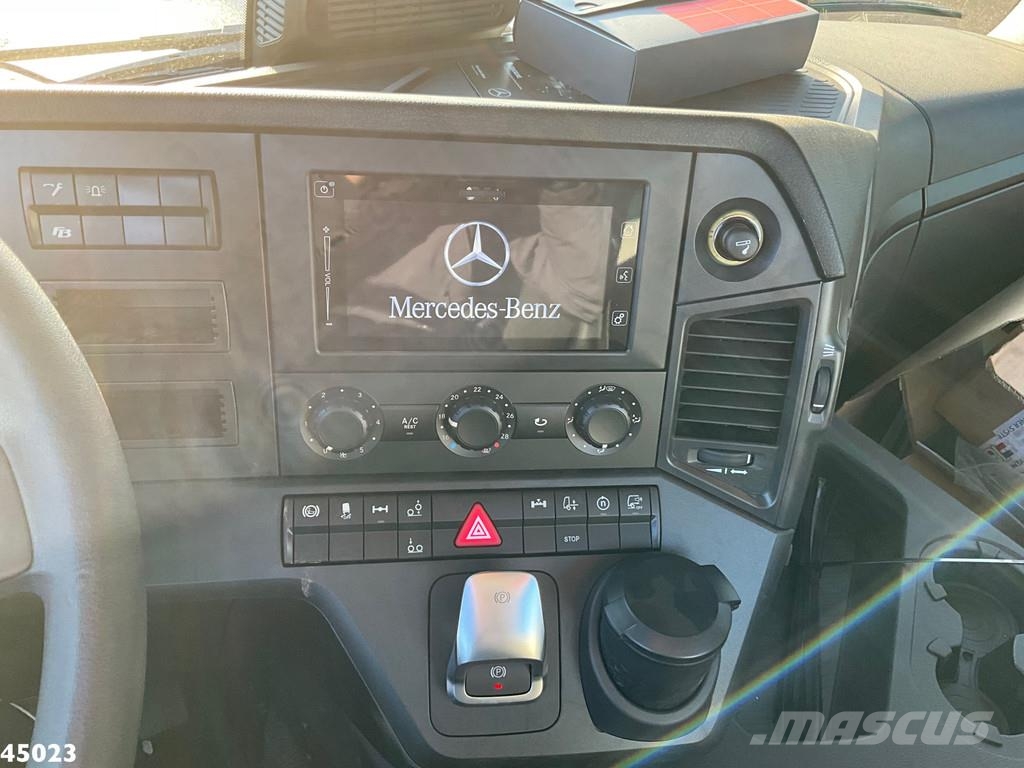Mercedes-Benz Actros 2643 VDL 21 Ton haakarmsysteem Камиони с кран с кука