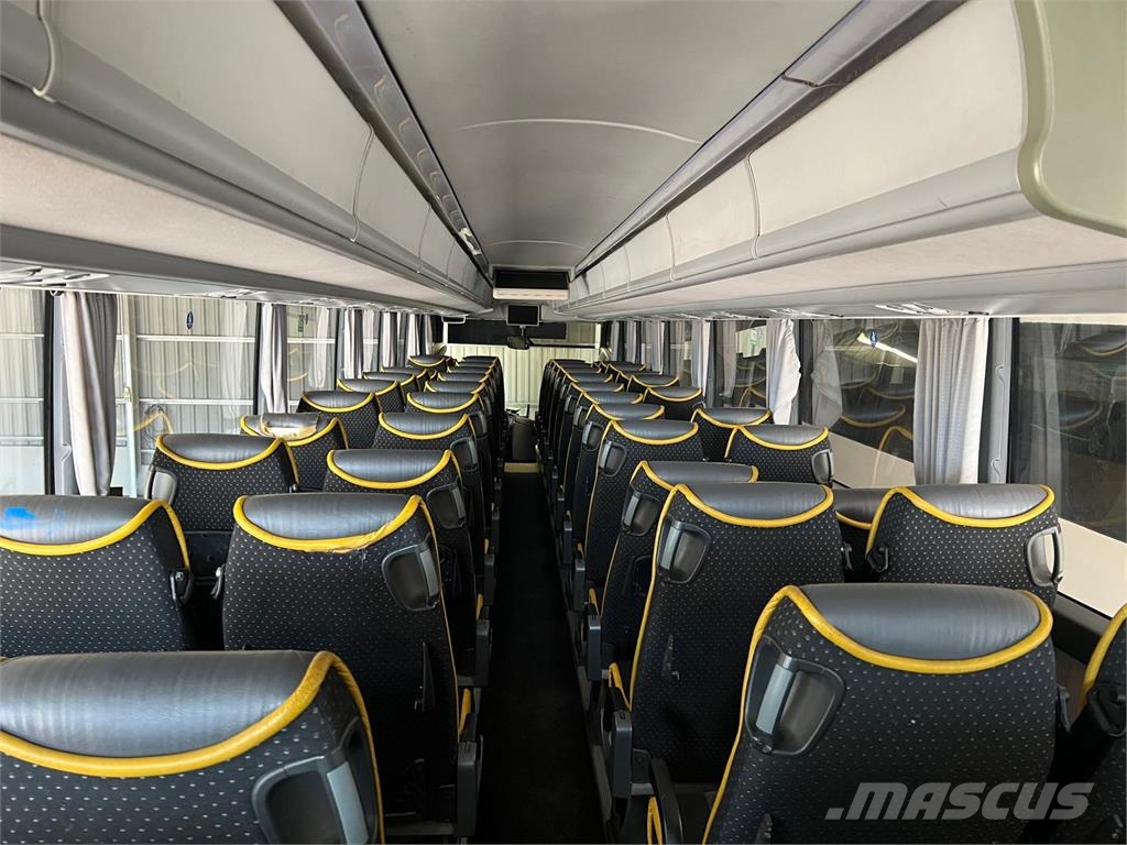 Scania OMNIEXPRESS المركبة