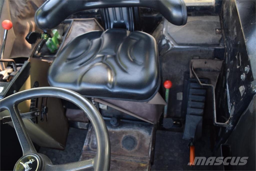 John Deere 1950 Traktorer