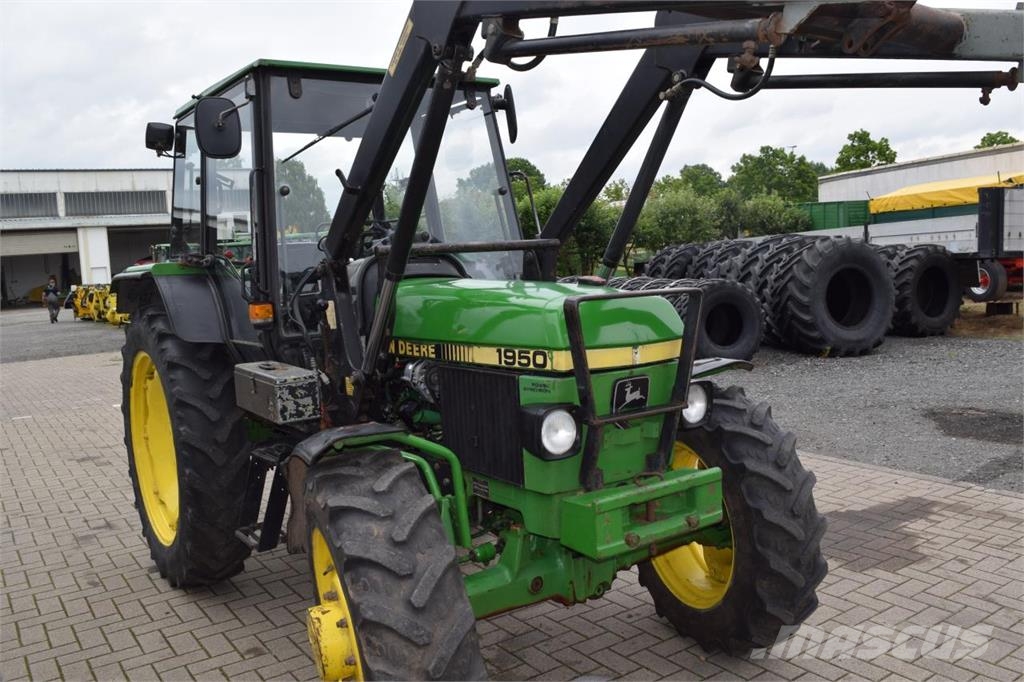 John Deere 1950 Traktorer