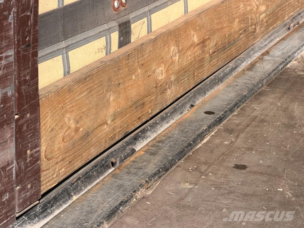 Kögel Schufzeil -dak / Lift-As / APK 03-2027 Tentpoolhaagised