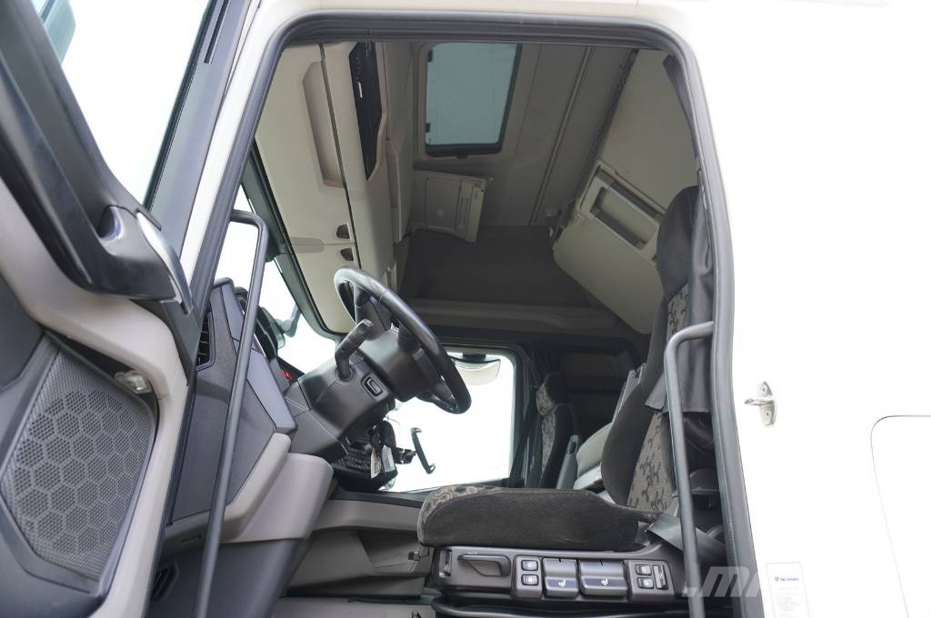 Scania R500 6x2 / KRONE 19 EPAL refrigerator / Thermoking Грузовики-Рефрижераторы