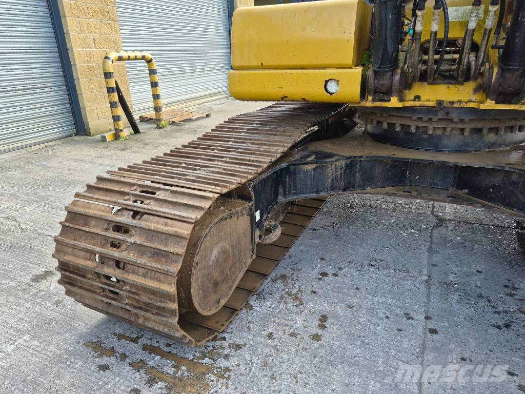 CAT 320 GC Bageri guseničari