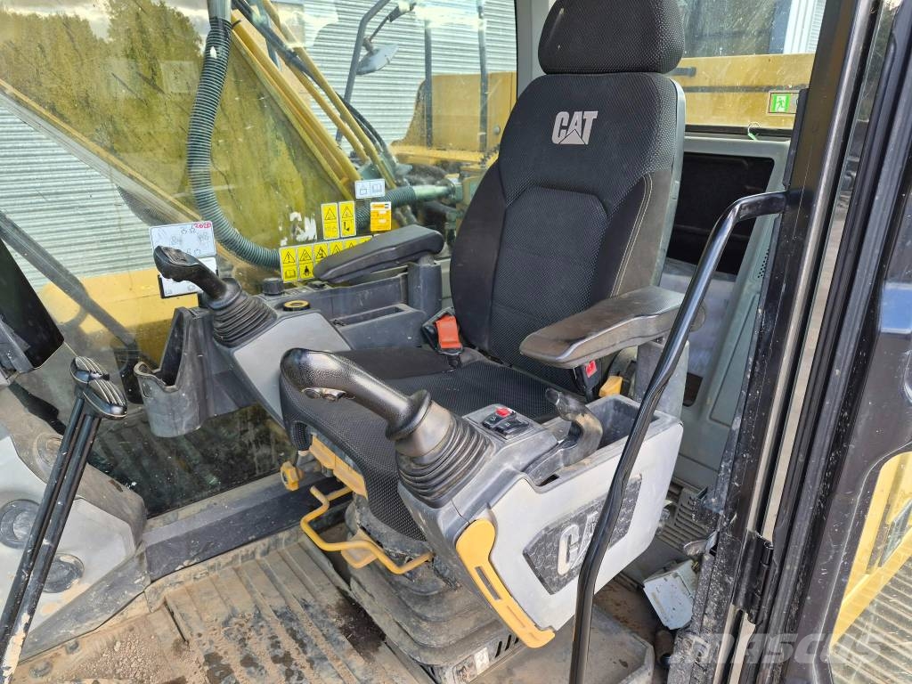 CAT 320 GC Bageri guseničari