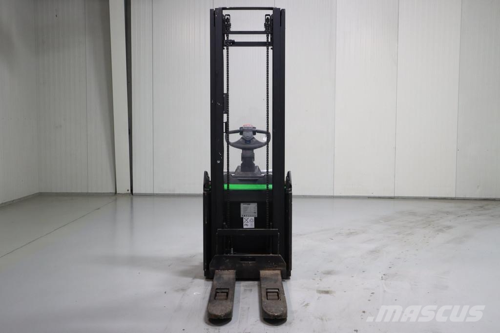 Cesab S312L Ручний візок