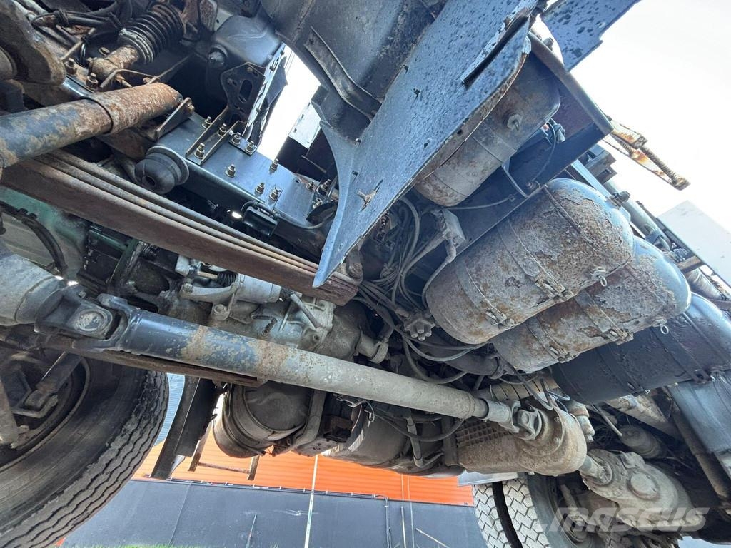 Volvo FM 300 6x6 FOR SALE AS CHASSIS / ONLY 189215 km ! Camiones chasis