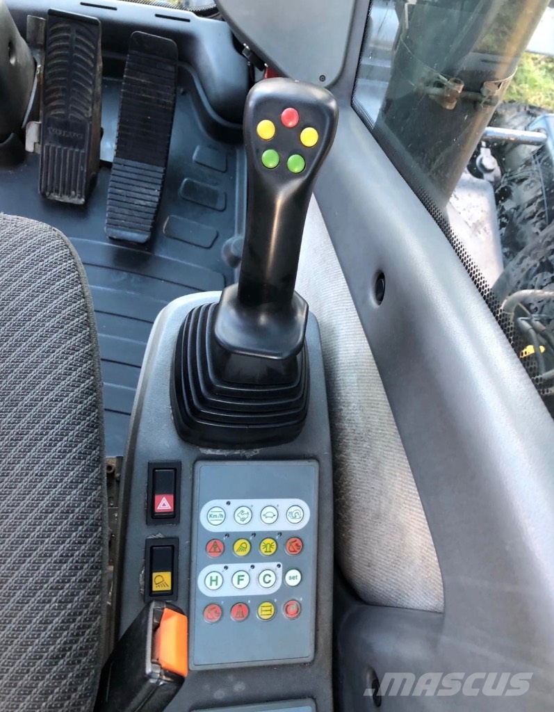 Volvo EW 140 Koparki kołowe