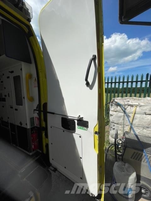 Fiat Ducato A&E Fiat Ducato A&E Vehicle with Stryker Pr Ambulancias