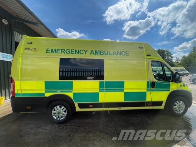 Fiat Ducato A&E Fiat Ducato A&E Vehicle with Stryker Pr Ambulancias