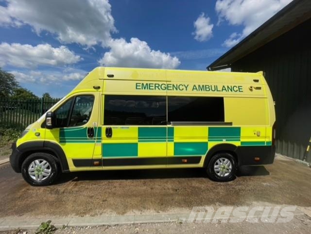 Fiat Ducato A&E Fiat Ducato A&E Vehicle with Stryker Pr Ambulancias