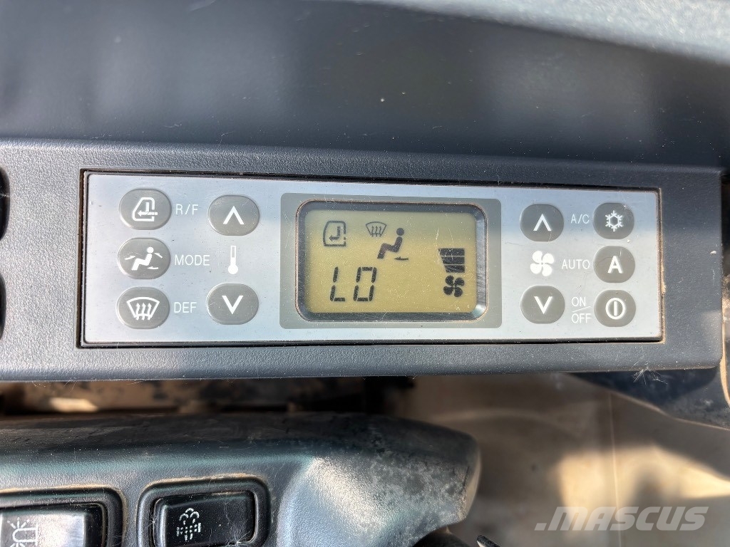 Kobelco SK 210 LC-9 - SK210 - SK 210 Bageri guseničari