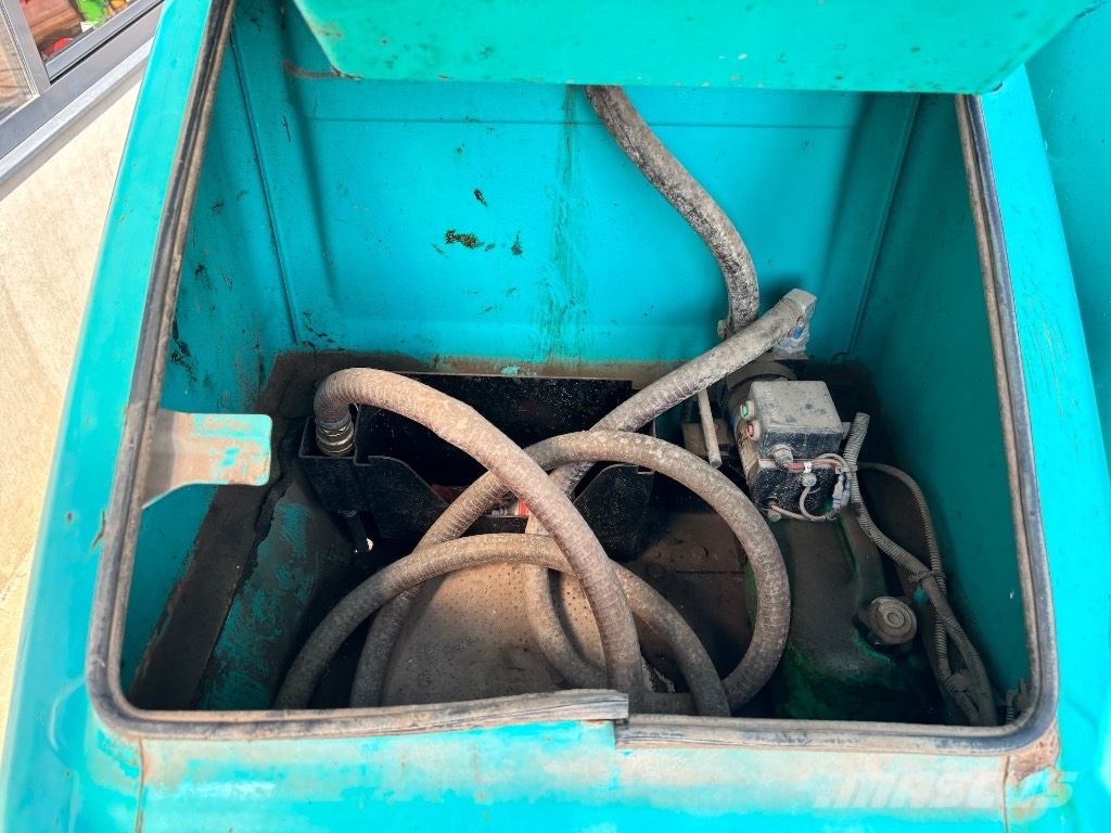 Kobelco SK 210 LC-9 - SK210 - SK 210 Bageri guseničari