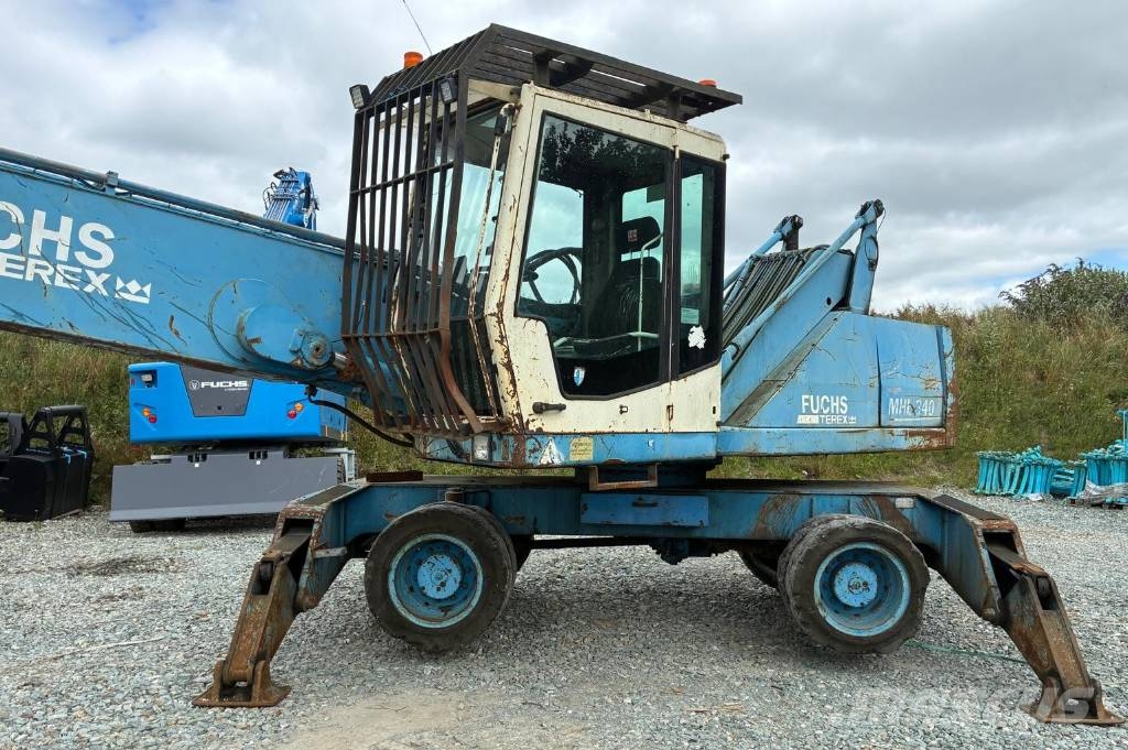 Fuchs MHL 340 Materialumschlag