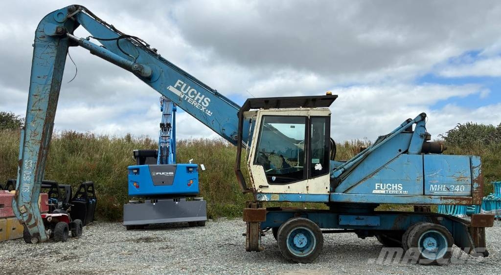 Fuchs MHL 340 Materialumschlag