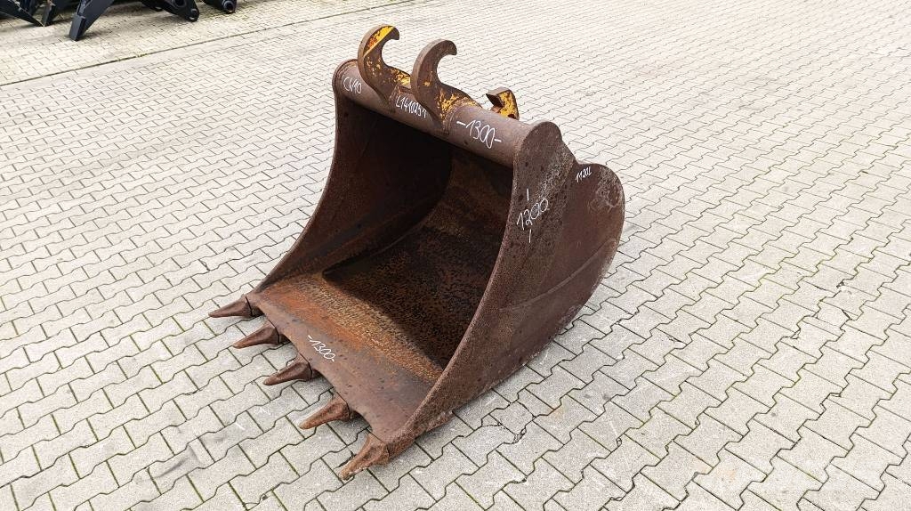 Other Tieflöffel passend für Verachtert CW10 1300 mm geb Retroexcavadoras