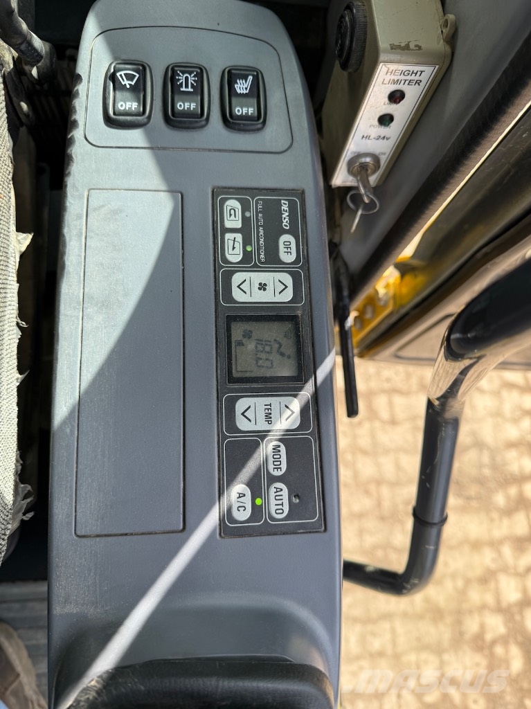 Komatsu PW 220-7 - PW 220 - PW 200 - PW 180 Wielgraafmachines