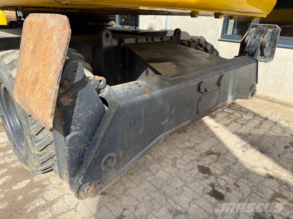 Komatsu PW 220-7 - PW 220 - PW 200 - PW 180 Wielgraafmachines