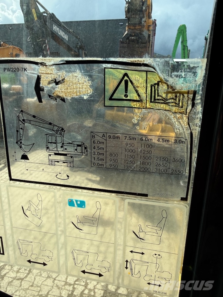 Komatsu PW 220-7 - PW 220 - PW 200 - PW 180 Wielgraafmachines