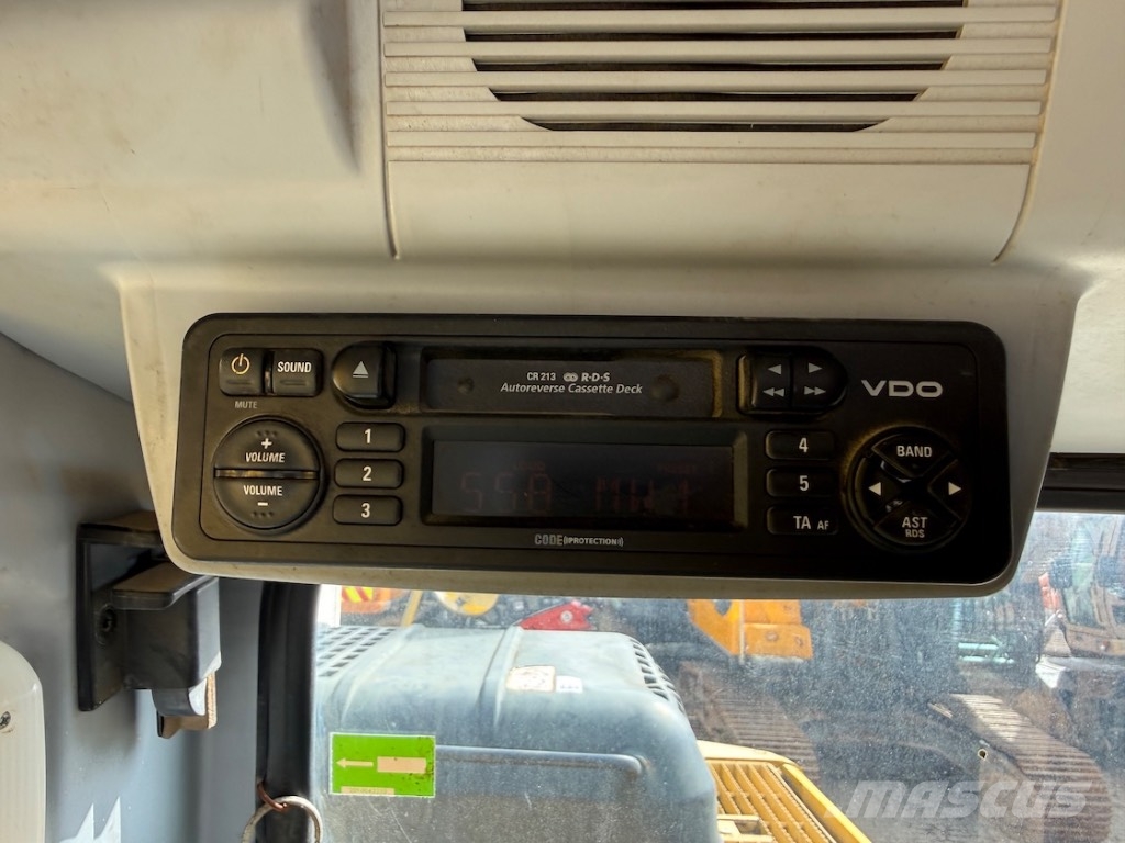 Komatsu PW 220-7 - PW 220 - PW 200 - PW 180 Wielgraafmachines