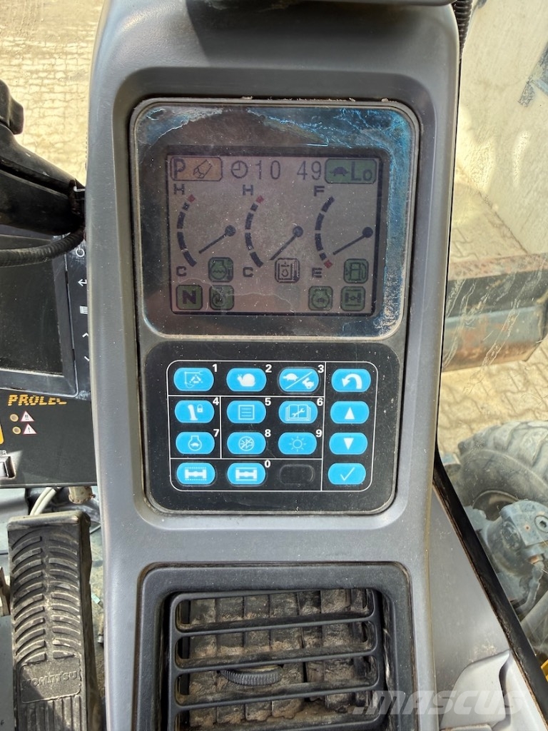 Komatsu PW 220-7 - PW 220 - PW 200 - PW 180 Wielgraafmachines