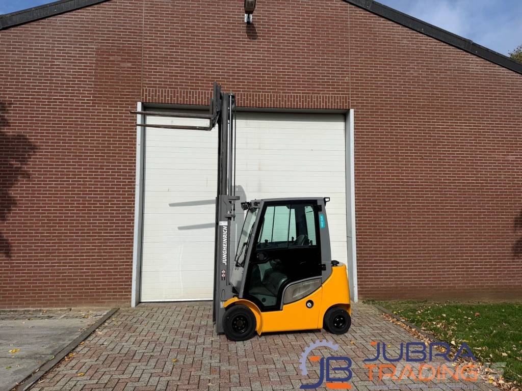 Jungheinrich DFG316S Diesel heftrucks