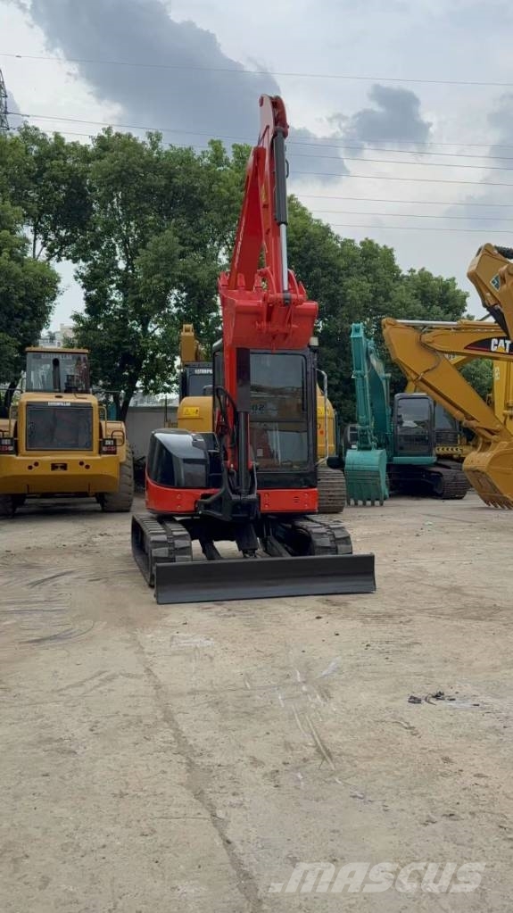 Hitachi 52U Mini excavators < 7t (Mini diggers)