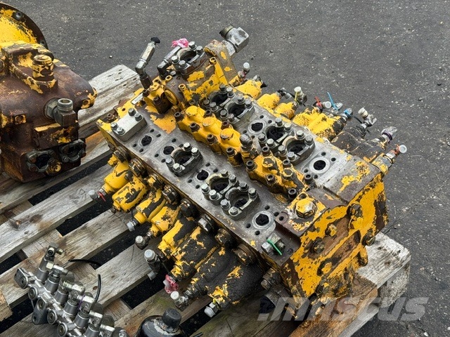 Komatsu PC 350-8 USED HYDRAULIC PARTS COMPLET Hidraulika