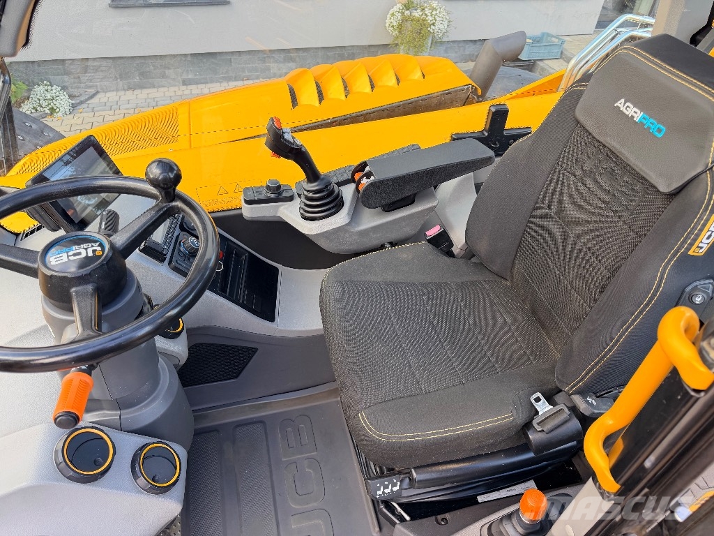 JCB 560-80 AGRI PRO Телескопические погрузчики